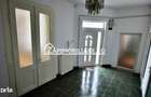 Casa 5 camere, 3 bai,2 bucatarii, 200 mp utili, 370 mp teren
