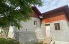 Casa de vanzare ,25000 EURO NEGOCIABIL,Vulcana de Sus,Dambovita