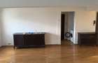 Apartament 3 camere, spa?ios, luminos ?i lini?tit, cu vedere spre parc