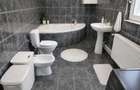 Casa 4 camere zona Cantemir