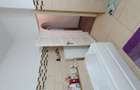 Vind casa formata din 3 apartamente - 6
