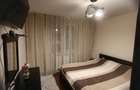 Inchiriez apartament 2 camere zona centrala - 1