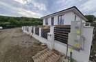 Casa 4 camere la cheie,130 mp,500 mp teren,cartier Unirii