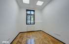 Apartament elegant in vila din perioada interbelica, 6 camere - 13