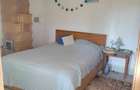 Vand sau schimb casa solida an 2000 cu confort modern pe 5200m teren