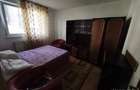 Inchiriez apartament 3 camere - 1