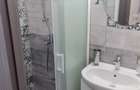 Apartament la curte, recent renovat, zona Dacia-Eminescu-metrou Stefan Cel Mare, disponibil de la 1 noiembrie. Pozitie perfecta pentru studenti ASE.
