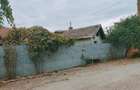 Casă cu Teren 691 Mp în Leu