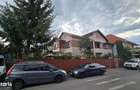 Casă cu 4 camere decomandat în Central - 1
