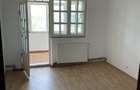Apartament cu 3 camere decomandat în Central - 4