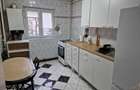 De inchiriat apartamen 3 camere