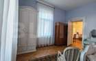 Cladire istorica, apartament 2 dormitoare, decomandat, zona Sinaia - 3