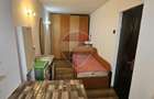 Apartament cu 3 camere de vanzare in zona Spitalului Buhu?i