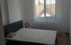 Inchiriez apartament 3 camere - 1