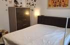 PROPRIETAR -vand apartament doua camere Secuilor sect 4 - 10