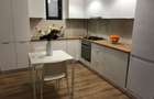 De inchiriat: apartament 2 camere, zona centrala, parter