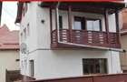 Casă cu Teren 124 Mp în Rucăr - 13
