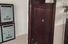 De vanzare apartament 2 camere, confort 3 - 5