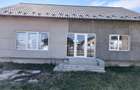 De vanzare casa cu 3 camere ,terasa de 25 metri patrati si gradina - 2
