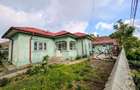 Casa 3 camere + Anexa, curte 300 mp - 2