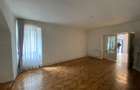 Spatiu comercial 4 camere zona Central Sibiu - 2