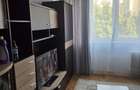 Apartament cu 2 camere,decomandat sector 4 Pia?a Sudului - 9