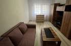 Inchiriez apartament 3 camere decomandat - 1