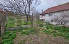 Casa spa?ioasa cu 4 camere, bucatarie de vara ?i tere - Cugir (Alba)