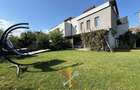 Casa cu 4 camere, terase si curte generoasa. BACIU - 19