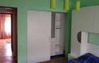 Inchiriez apartament 3 camere in centru - 1
