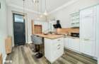 Apartament 3 camere cladire istorica Piata Unirii