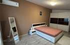 Inchiriez apartament doua camere si loc parcare