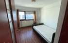 BANU MANTA, apartament 2 camere decom et 10, an bloc 1981