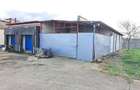 Proprietar inchiriez Abator cu 6400 mp teren intravilan,3000 mp curte betonata+ 1200 mp Frigo
