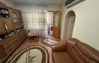 Apartament cu 3 camere semidecomandat în Central - 4