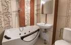 Apartament 3 camere Ultracentral, Radauti, etaj 1