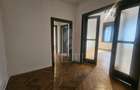 Apartament 4 camere în zona P-TA UNIRII