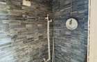Vand container metalic, tip locuin?a