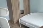 De inchiriat apartament 3 camere - 1