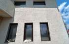 De vanzare casa in Roman, teren de 590mp,5 camere 120000euro - 3