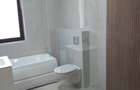 Inchiriere apartament, confort de casa cu gradina privata - 1