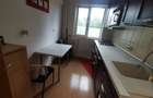 Apartament cu 3 camere semidecomandat în 1 Mai