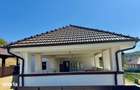 Casa Oncea | Parter Beton armat | 3 garaje | Panouri-baterii | Asfalt - 8
