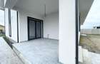 Duplex cu 4 camere despartit prin spatiu tehnic- Mosnita Veche