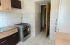 Apartament 3 camere, Prundu, etaj 1/4 - 4