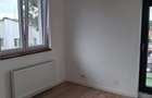 Proprietar vand apartament 3 camere - 12