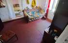 Casă cu 5 camere, baie, bucătărie, curte și 520mp teren - 2
