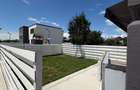 Casa noua de vanzare tip duplex in oras comunitate privata - 1