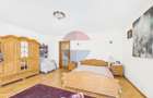 Vila cu 8 camere de vanzare, piscina, livada, iesire la Balta Pasarea