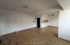 Apartament 3 camere etaj 1 Loc Parcare Inclus zona 9 Mai - 1